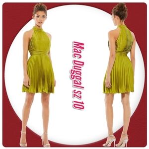 Mac Duggal Green Satin Mini Dress High Neck Sleeveless NWT sz 10
